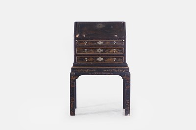 Lot 161 - A small export black and gilt lacquer bureau