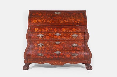 Lot 612 - A walnut and marquetry bureau