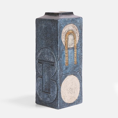 Lot 400 - Anne Lewis for Troika Pottery