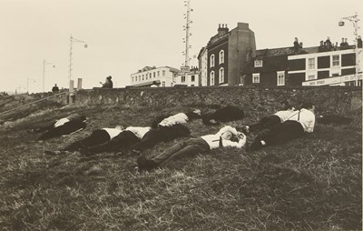 Lot 344 - Tony Ray Jones (British, 1941-1972)