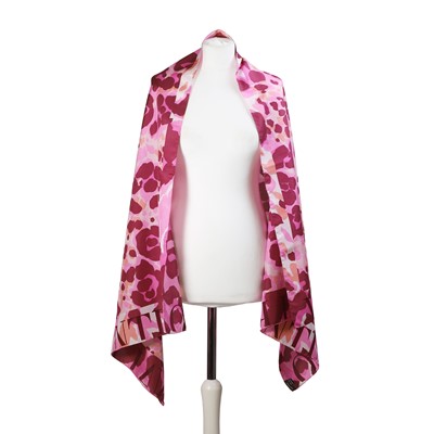 Lot 505 - Valentino