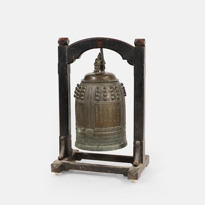 Lot 351 - A Japanese bronze bonsho temple bell
