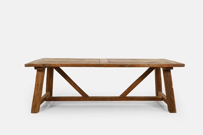 Lot 116 - A large farmhouse table