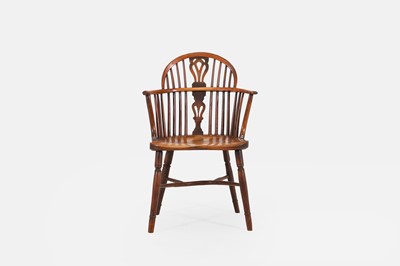 Lot 579 - A yew and elm Windsor armchair