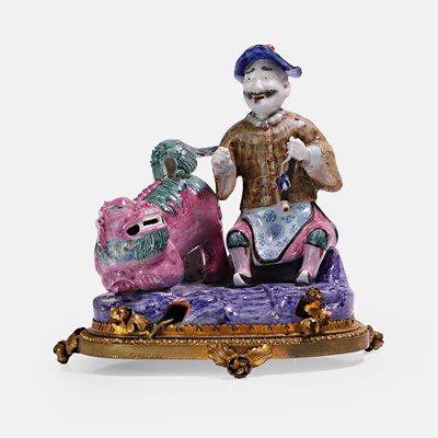 Lot 70 - A Chinese export famille rose group