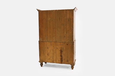 Lot 124 - A Victorian scumbled pine linen press