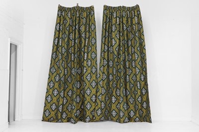 Lot 494 - A set of bed crown canopy curtains in Tassinari & Chatel silk
