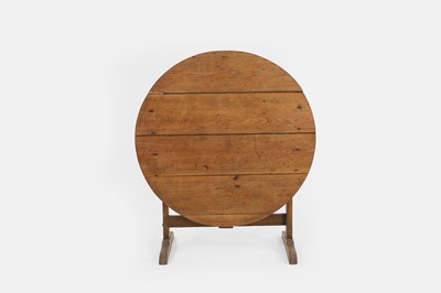 Lot 683 - A provincial pine tavern table