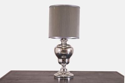 Lot 481 - A silvered-glass vase lamp