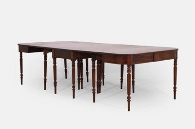 Lot 508 - A Regency mahogany extending dining table
