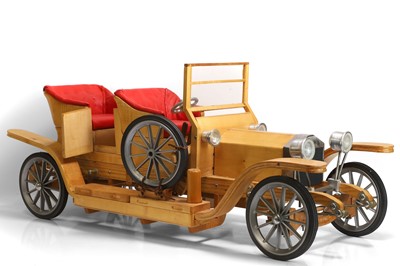 Lot 32 - A scratch-built model of a Rolls-Royce