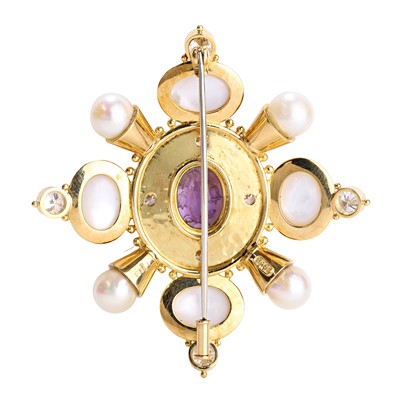 Lot 219 - Elizabeth Gage