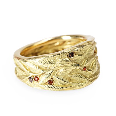 Lot 67 - An 18ct gold gemstone set ring
