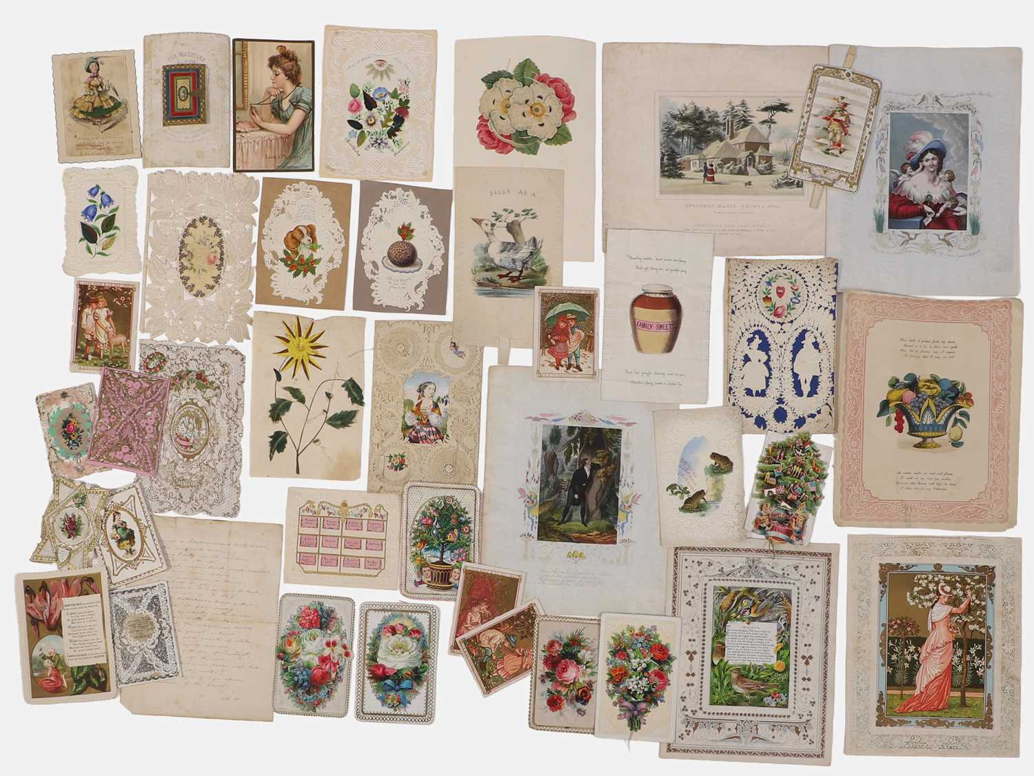 Lot 181 - A good collection of seventy-eight Valentine and other cards