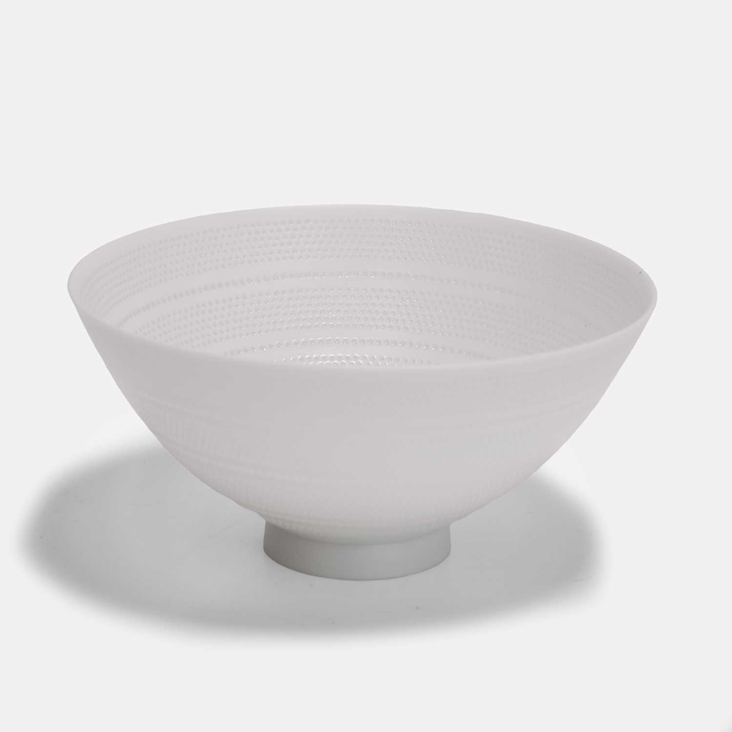 Lot 116 - Akio Niisato (Japanese, b.1977)