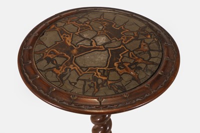 Lot 190 - A nodule marble-topped occasional table