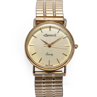 Lot 429 - A gentlemen's Ingersoll quartz bracelet watch