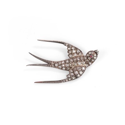 Lot 27 - A diamond swallow brooch
