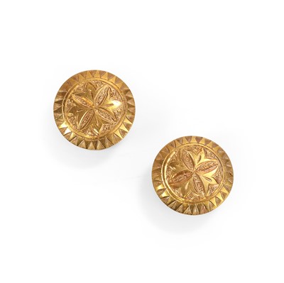 Lot 368 - A cased pair of 15ct gold dress studs