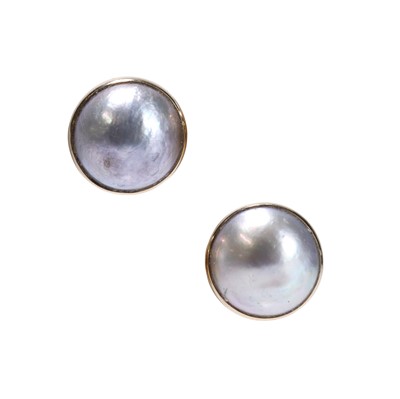 Lot 183 - A pair of Mabé pearl stud earrings