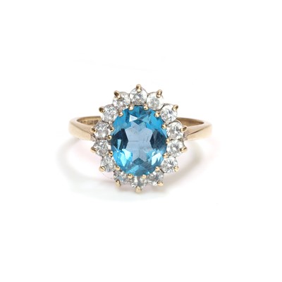 Lot 148 - A 9ct gold topaz and cubic zirconia cluster ring