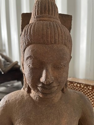 Lot 288 - A pre-Khmer carved sandstone figure of Vishnu