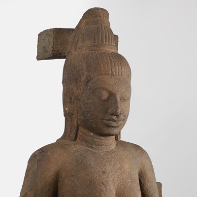 Lot 288 - A pre-Khmer carved sandstone figure of Vishnu