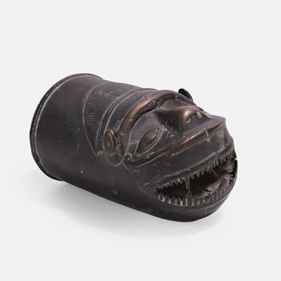 Lot 232 - An Indian zoomorphic brass 'palki-balli ka akhir' palanquin finial