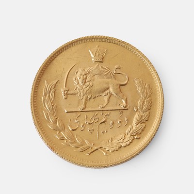 Lot 301 - A Persian 2½ Pahlavi gold coin