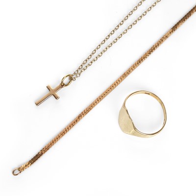 Lot 198 - A small group of gold jewellery