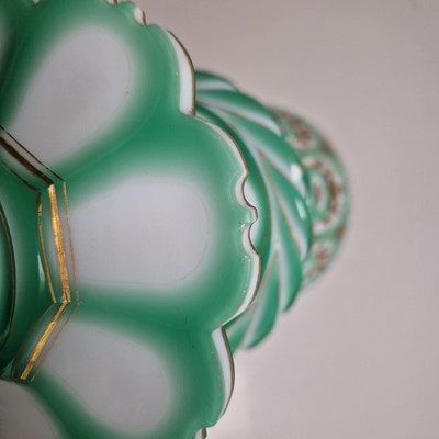 Lot 52 - A very large Biedermeier glass vase and cover