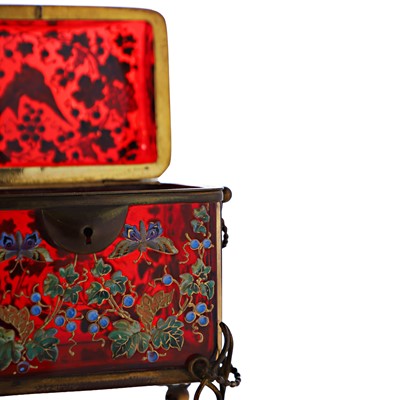 Lot 51 - An enamelled glass casket