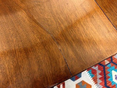 Lot 93 - A George IV 'imperial' action extending mahogany dining table