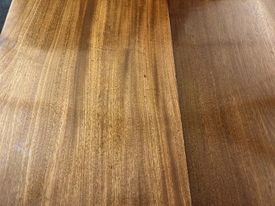 Lot 93 - A George IV 'imperial' action extending mahogany dining table