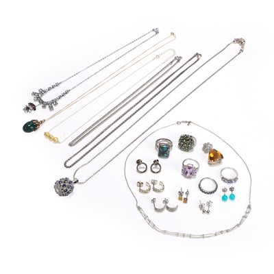 Lot 332 - A group of gold, silver and costume jewellery