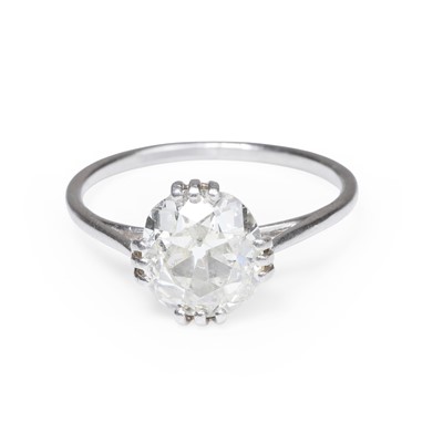 Lot 177 - An old cut diamond single stone ring