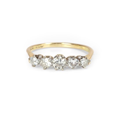 Lot 89 - A diamond five stone ring