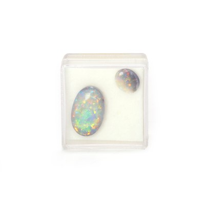 Lot 284 - Two unmounted opals