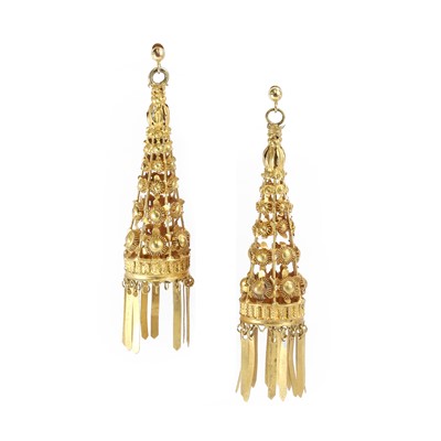 Lot 1 - A pair of Regency gold drop earrings