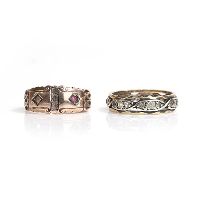 Lot 204 - A 9ct gold ruby ring and a synthetic spinel eternity ring