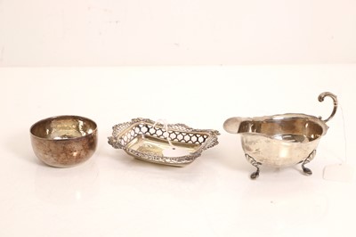 Lot 8 - A group of three silver items