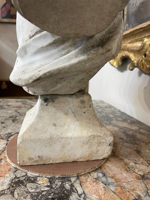 Lot 40 - A marble bust of Apollo