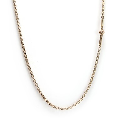 Lot 340 - A gold guard chain