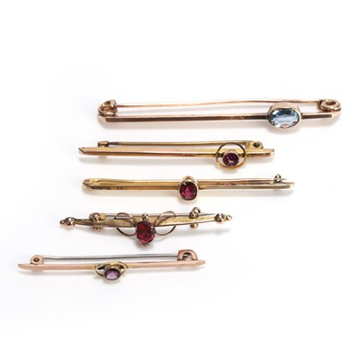 Lot 237 - A group of five bar brooches