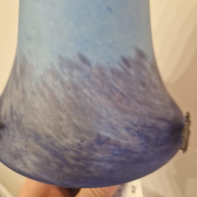 Lot 112 - A Le Verre Français glass lamp