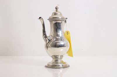 Lot 12 - A George III silver coffee pot