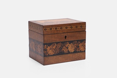 Lot 537 - A walnut Tunbridge ware tea caddy