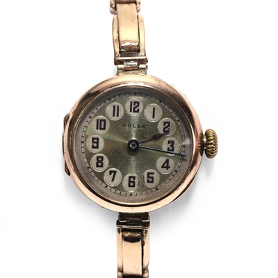 Lot 426 - A 9ct gold ladies' Rolex mechanical bracelet watch