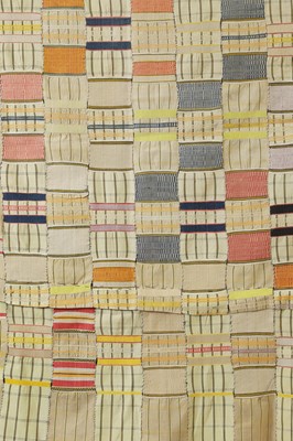 Lot 386 - An Asante kente cloth