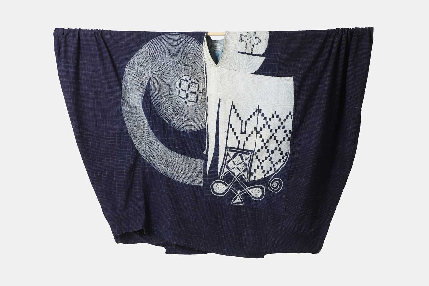 Lot 291 - A Nupe Bida or Hausa men's agbada robe